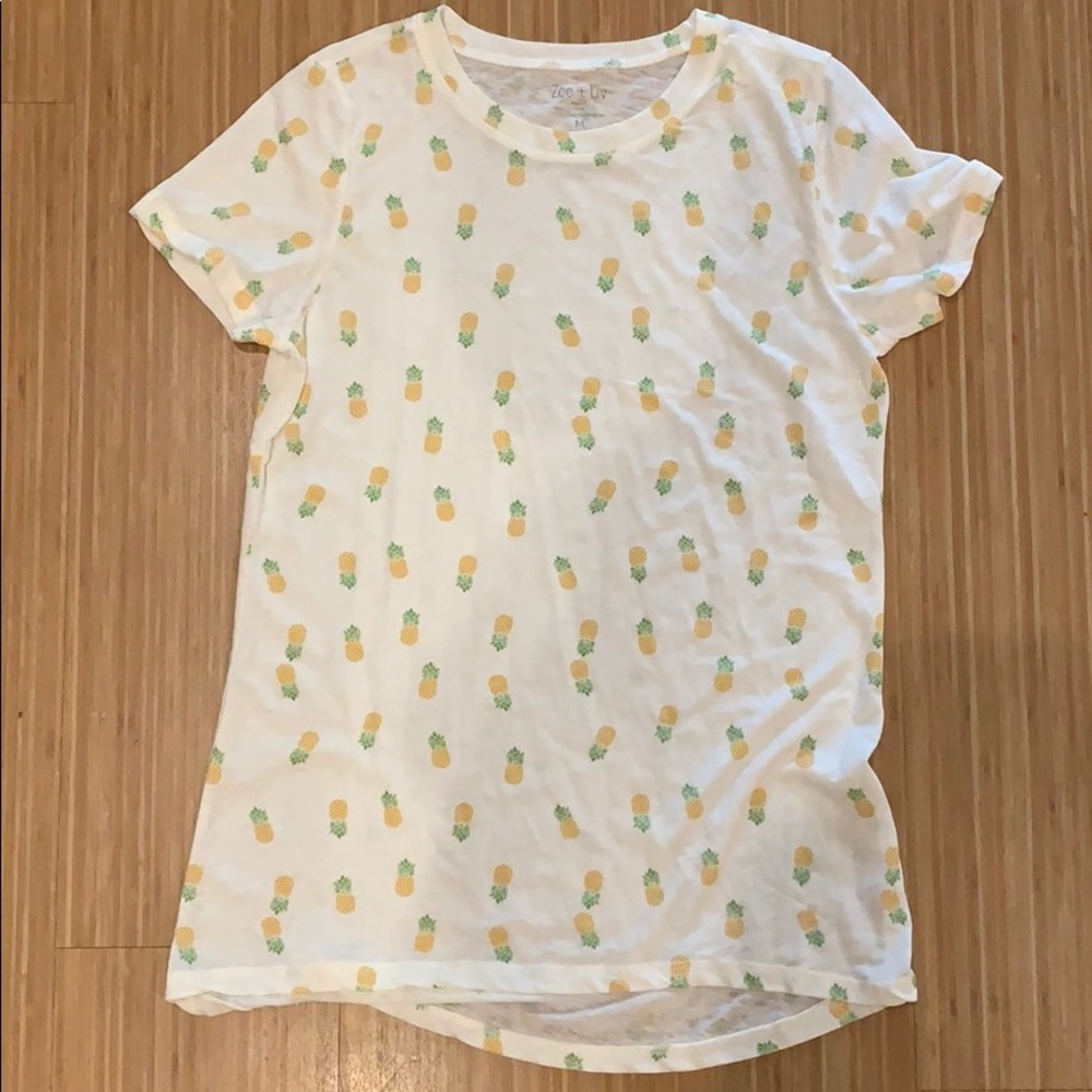 White pineapple t shirt